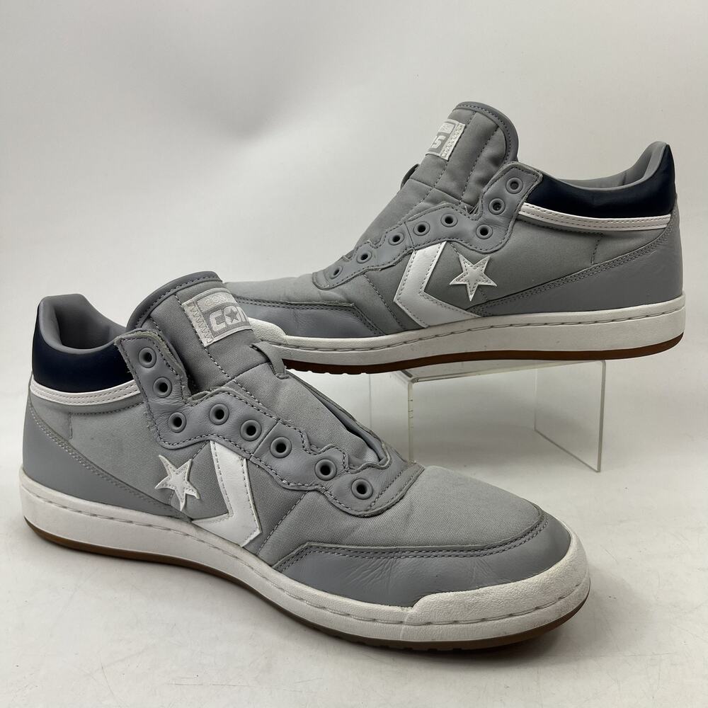 Converse Cons Rival Skate Shoes Mens Sz9.5 Gray White Low Top Leather Sneakers